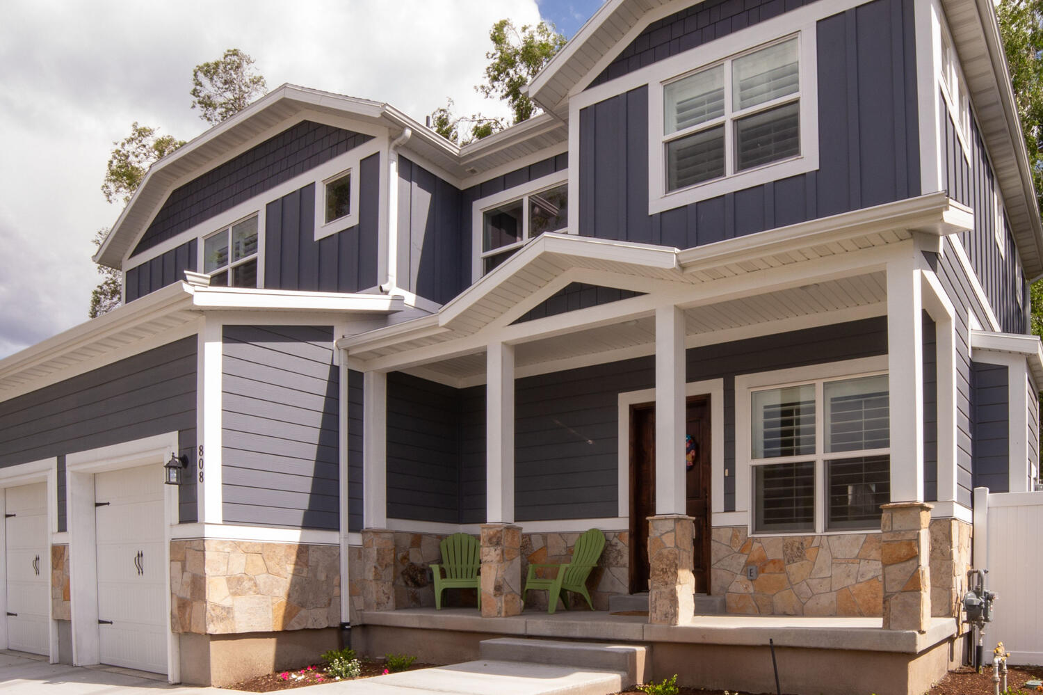 Lawn Care & Landscaping exterior house painting
